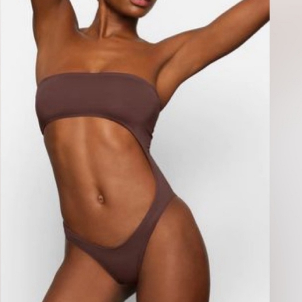 NWT SKIMS cocoa monokini large